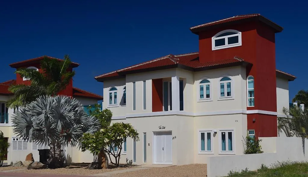Villa Dita Noord 0*,