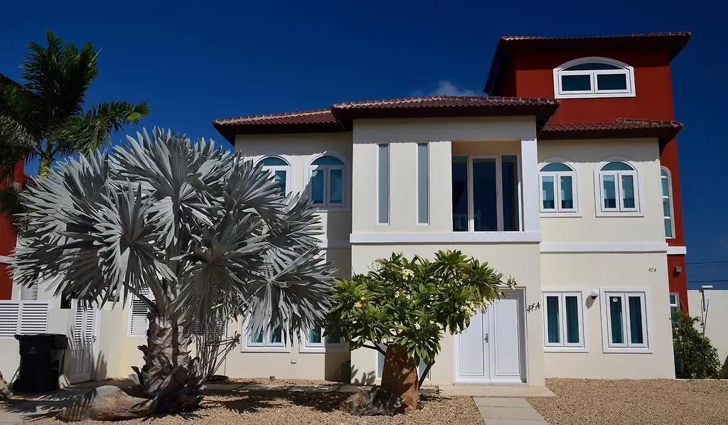 Villa Dita Noord