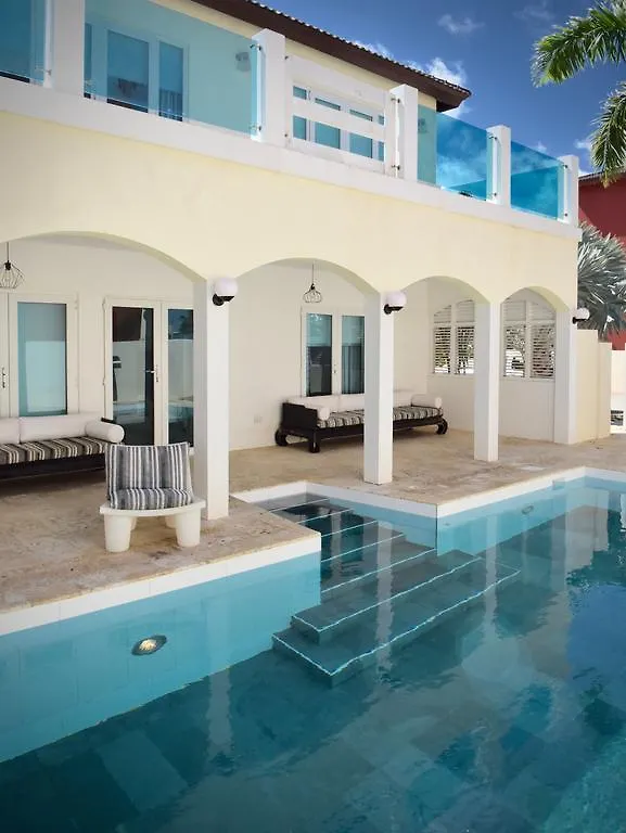 Villa Dita Noord
