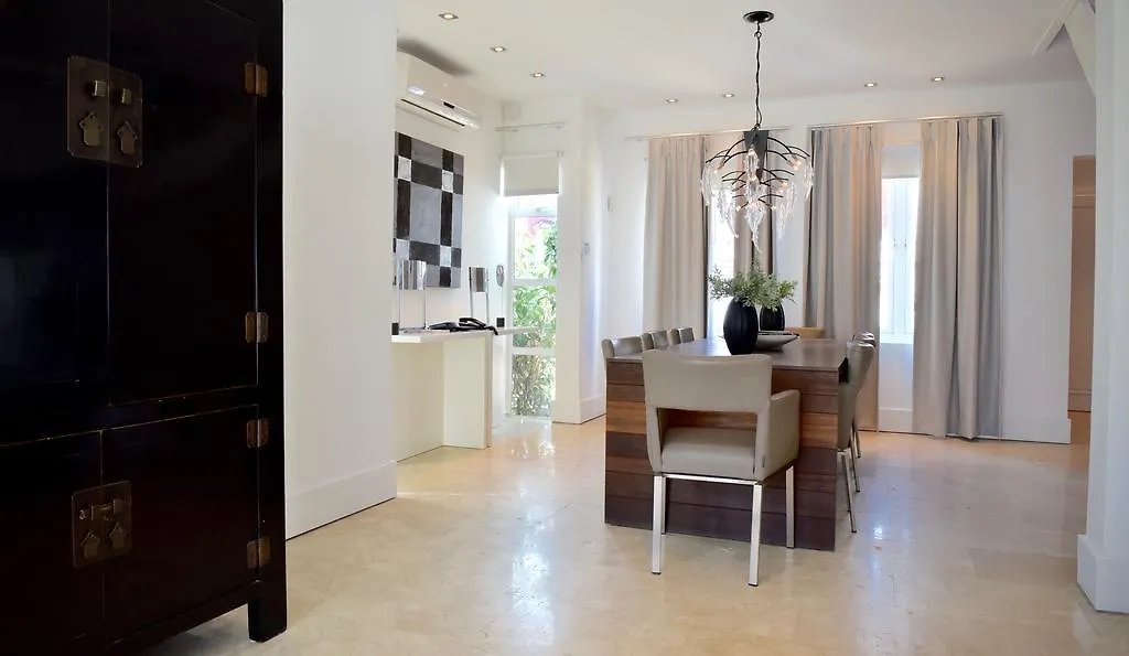 Villa Dita Noord